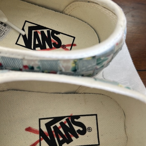 #30S NEW WITH TAGS VANS WOVEN FLORAL MULTI STACKFORM SNEAKERS - Picture 6 of 11